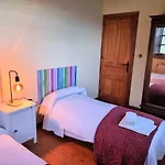 Casa Hortensias Naguar Villanueva (Asturias)