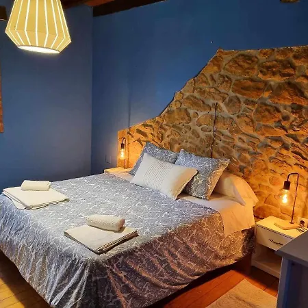 Ferienhaus Casa Hortensias Naguar Villanueva (Asturias)